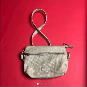 Beige tan leather shoulder bag 🤍💛​​​​​​​​​​​​​​​​​​​​​​​